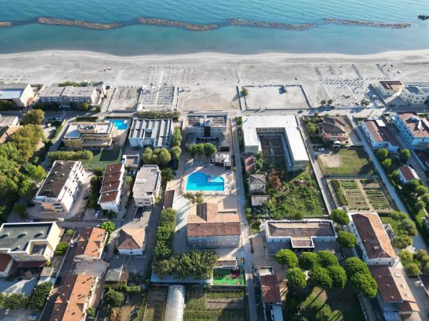 colorperlavillage en last-minute-offer-for-august-all-inclusive-family-hotel-igea-marina 013